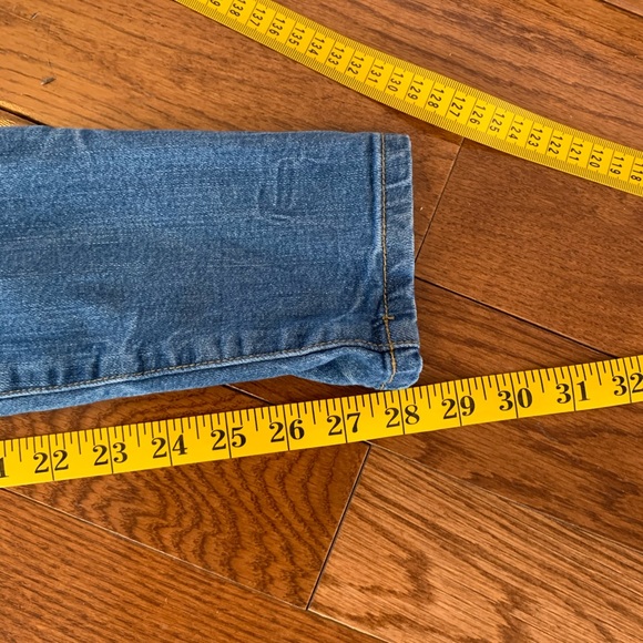 Life In Progress Ladies Distressed Jeans - Picture 4 of 4